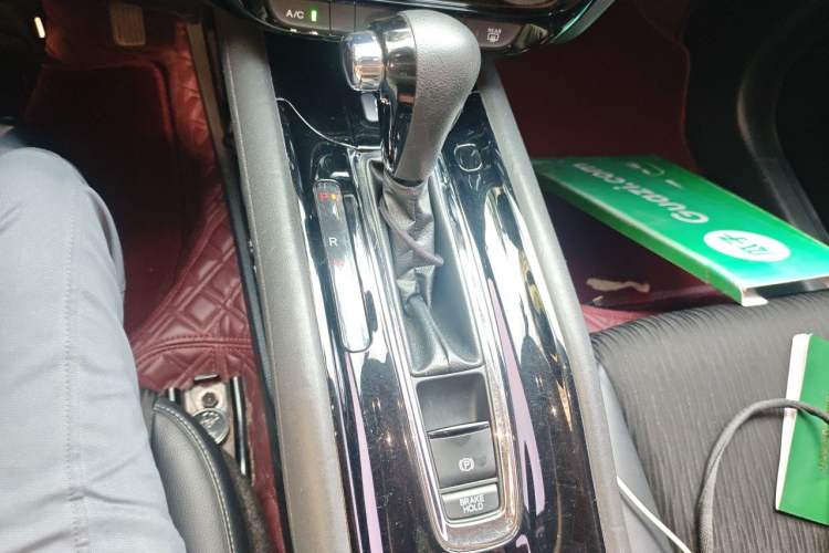 Used Honda Vezel 2020 1.5L CVT Pioneer Edition Gear Lever