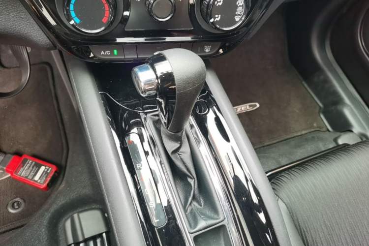 Used Honda Vezel 2020 1.5L CVT Pioneer Edition Gear Lever