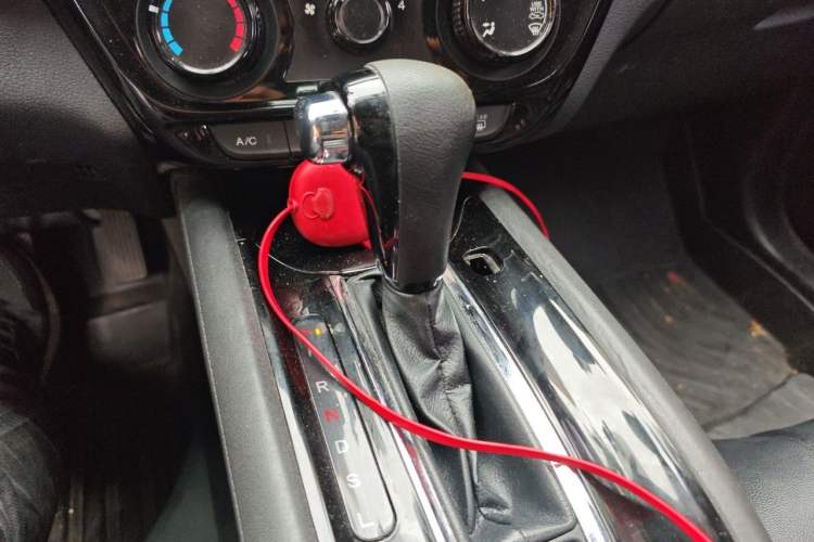 Used Honda Vezel 2020 1.5L CVT Elite Edition Gear Lever