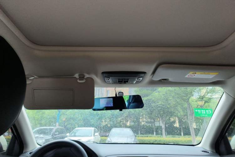 Used Honda Vezel 2020 1.5L CVT Pioneer Edition Headliner