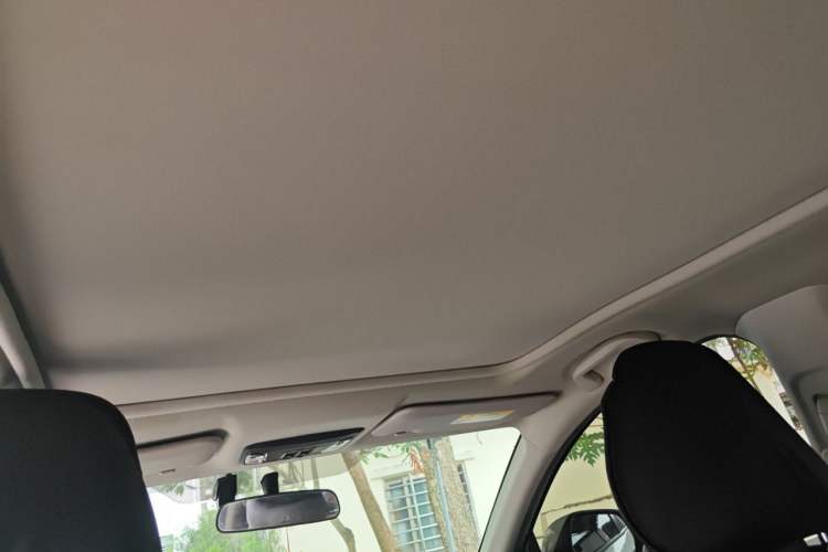 Used Honda Vezel 2020 1.5L CVT Pioneer Edition Headliner
