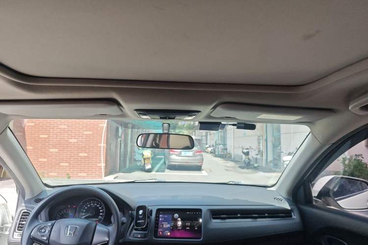 Used Honda Vezel 2020 1.5L CVT Pioneer Edition Headliner