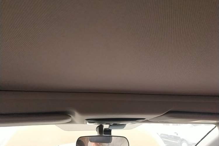 Used Honda Vezel 2020 1.5L CVT Pioneer Edition Headliner
