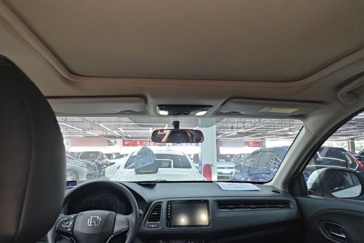 Used Honda Vezel 2020 1.5L CVT Luxury Edition Headliner