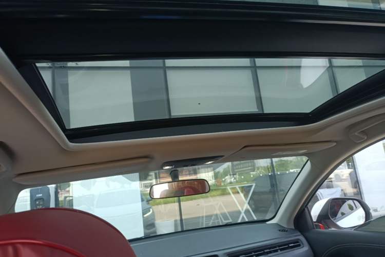 Used Honda Vezel 2020 1.5L CVT Elite Edition Headliner