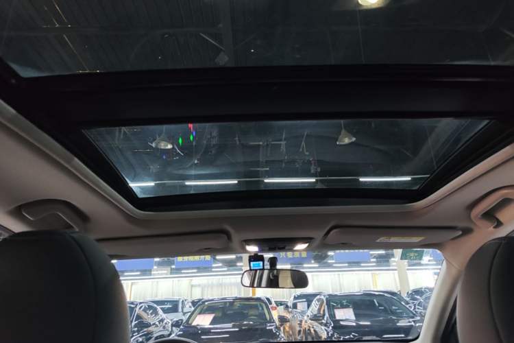 Used Honda Vezel 2020 1.5L CVT Pioneer Edition Headliner
