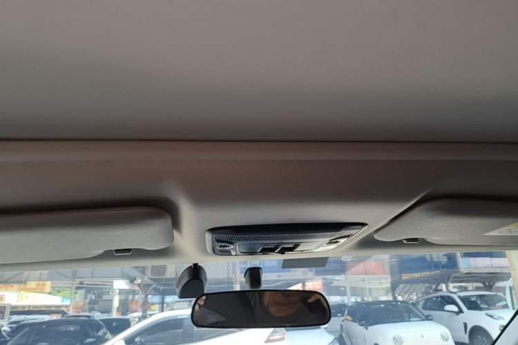 Used Honda Vezel 2020 1.5L CVT Pioneer Edition Headliner