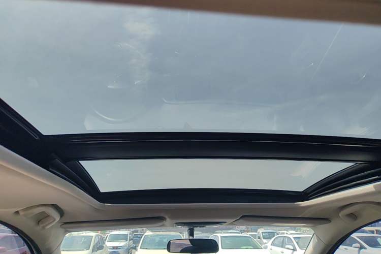 Used Honda Vezel 2020 1.5L CVT Luxury Edition Headliner
