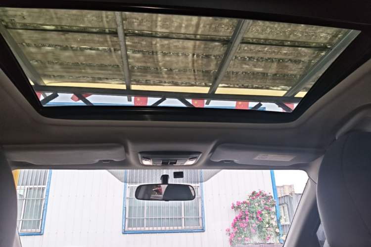 Used Honda Vezel 2020 1.5L CVT Pioneer Edition Headliner