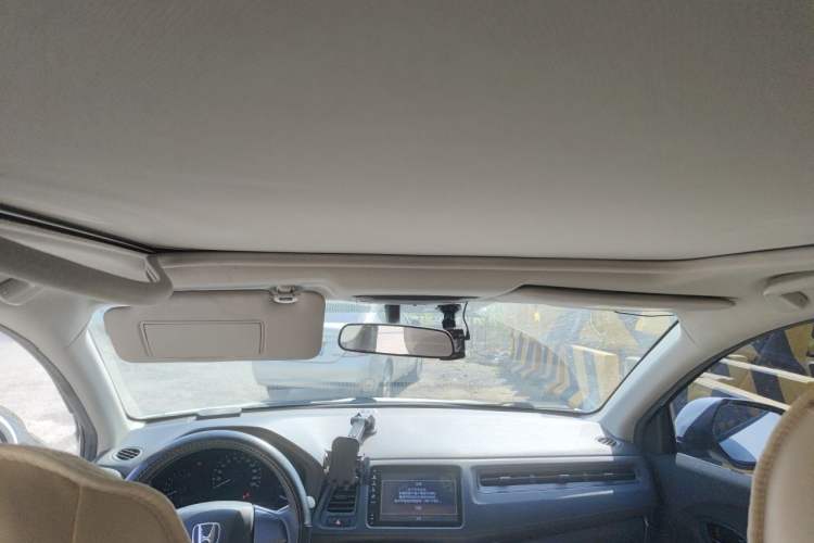 Used Honda Vezel 2020 1.5L CVT Elite Edition Headliner