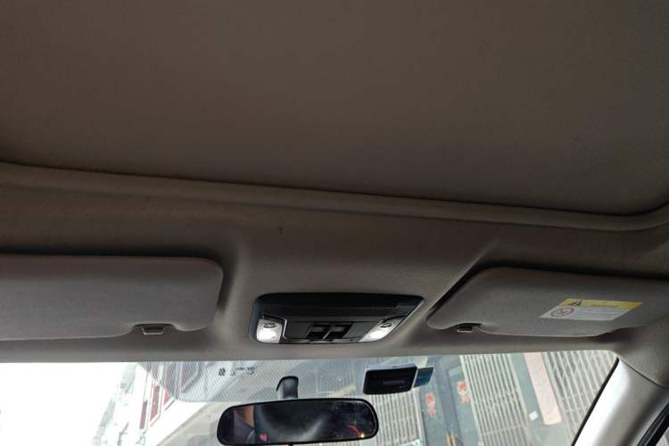 Used Honda Vezel 2020 1.5L CVT Elite Edition Headliner