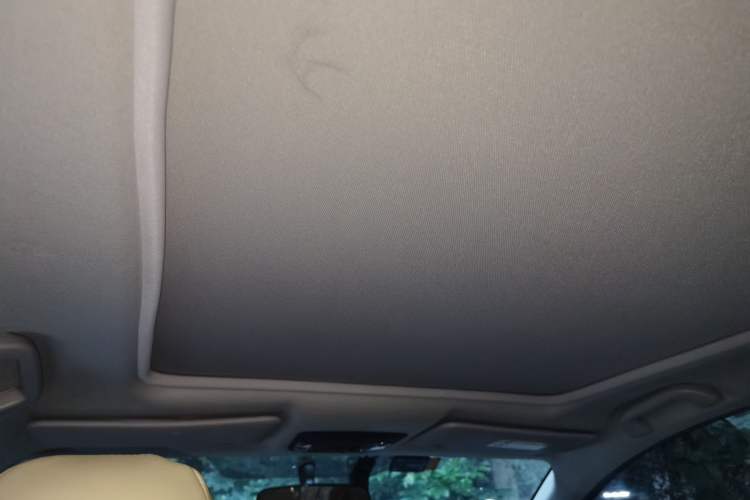 Used Honda Vezel 2020 1.5L CVT Elite Edition Headliner