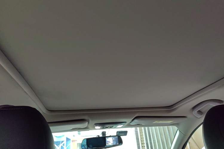 Used Honda Vezel 2020 1.5L CVT Pioneer Edition Headliner