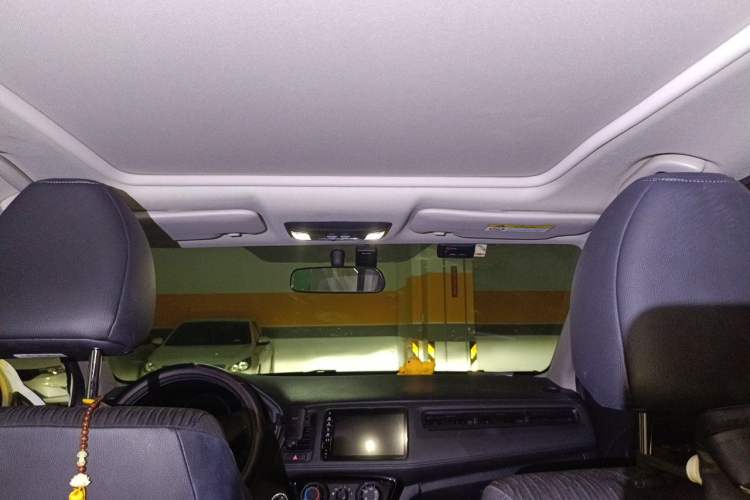 Used Honda Vezel 2020 1.5L CVT Pioneer Edition Headliner