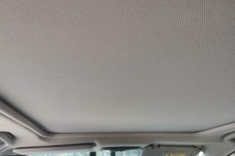 Used Honda Vezel 2020 1.5L CVT Pioneer Edition Headliner