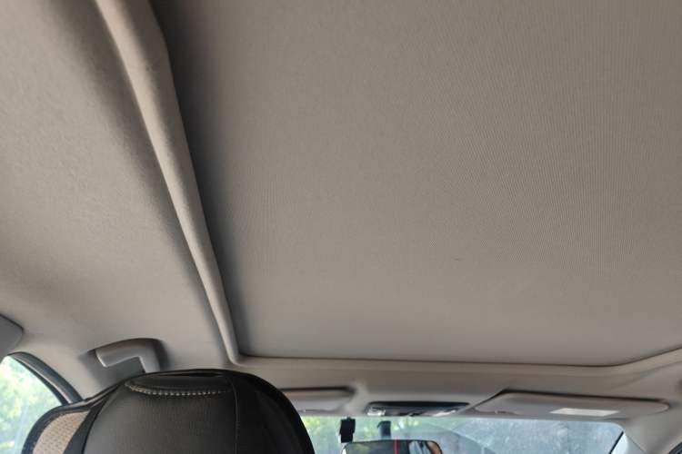 Used Honda Vezel 2020 1.5L CVT Luxury Edition Headliner
