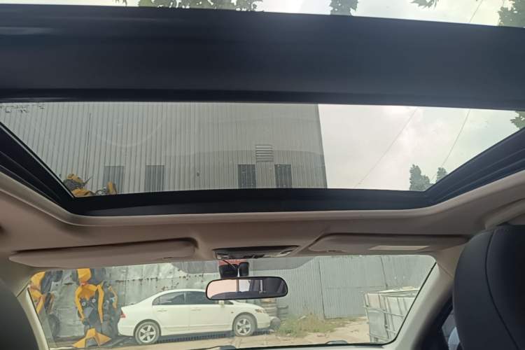 Used Honda Vezel 2020 1.5L CVT Pioneer Edition Headliner