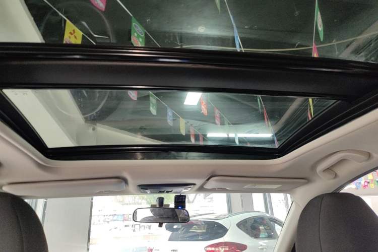 Used Honda Vezel 2020 1.5L CVT Elite Edition Headliner