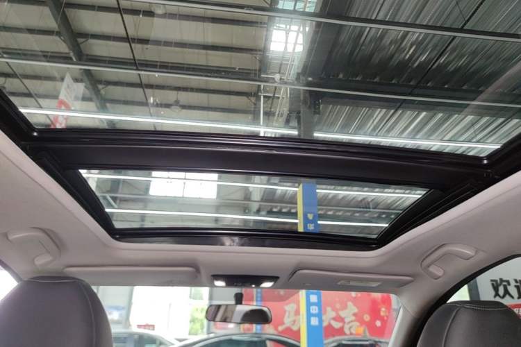 Used Honda Vezel 2020 1.5L CVT Pioneer Edition Headliner