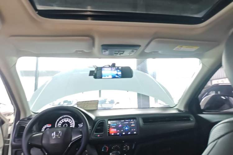 Used Honda Vezel 2020 1.5L CVT Elite Edition Headliner