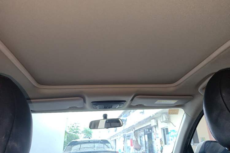 Used Honda Vezel 2020 1.5L CVT Pioneer Edition Headliner