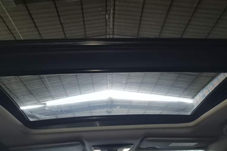 Used Honda Vezel 2020 1.5L CVT Pioneer Edition Headliner