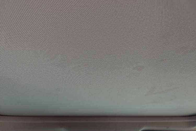 Used Honda Vezel 2020 1.5L CVT Pioneer Edition Headliner
