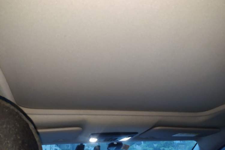 Used Honda Vezel 2020 1.5L CVT Pioneer Edition Headliner