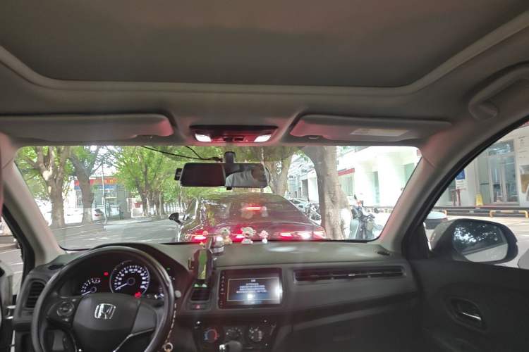 Used Honda Vezel 2020 1.5L CVT Pioneer Edition Headliner