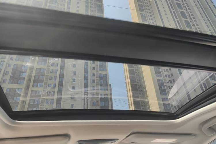 Used Honda Vezel 2020 1.5L CVT Pioneer Edition Headliner