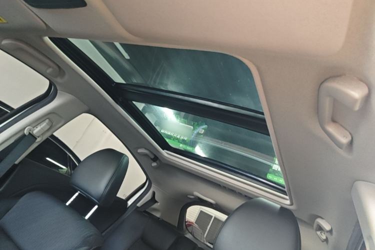 Used Honda Vezel 2020 1.5L CVT Luxury Edition Headliner