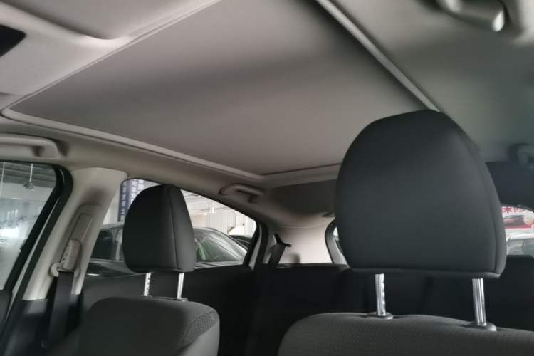 Used Honda Vezel 2020 1.5L CVT Elite Edition Headliner
