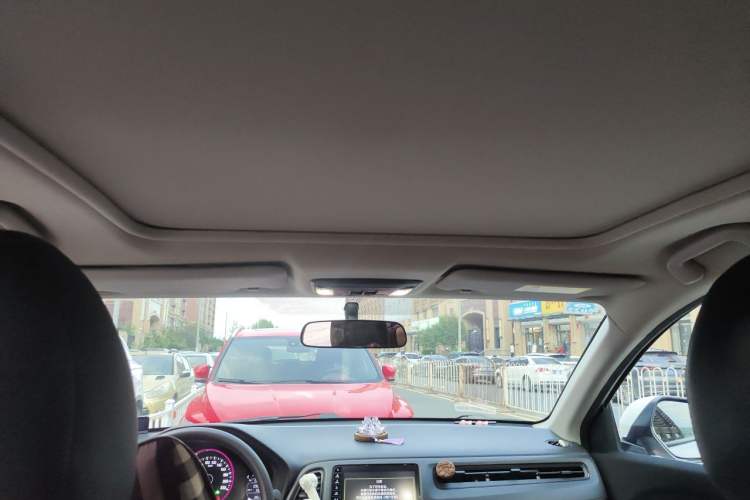 Used Honda Vezel 2020 1.5L CVT Pioneer Edition Headliner