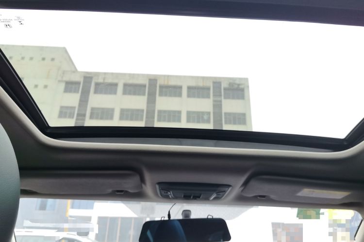 Used Honda Vezel 2020 1.5L CVT Pioneer Edition Headliner