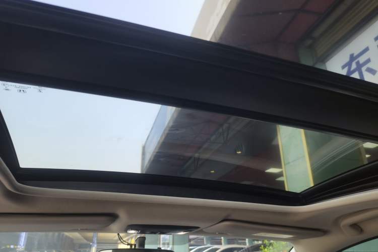 Used Honda Vezel 2020 1.5L CVT Pioneer Edition Headliner
