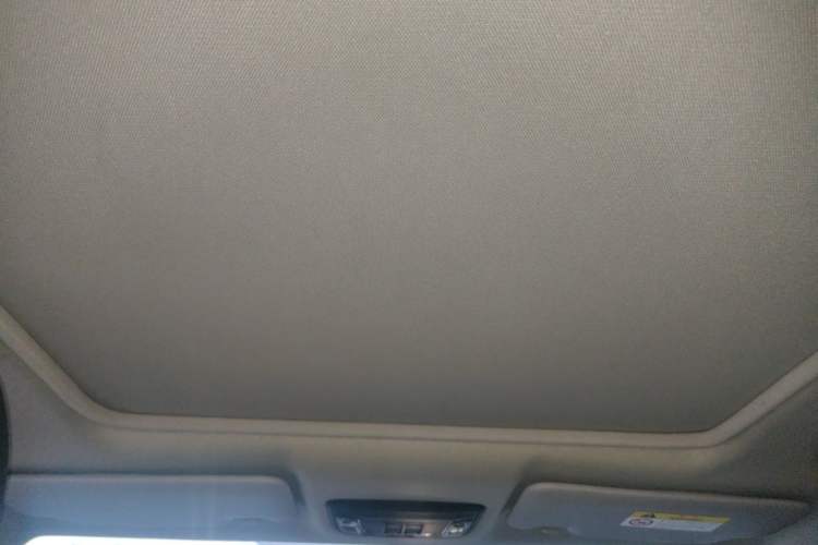 Used Honda Vezel 2020 1.5L CVT Pioneer Edition Headliner