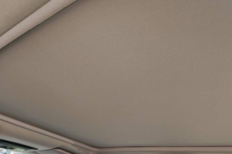 Used Honda Vezel 2020 1.5L CVT Pioneer Edition Headliner