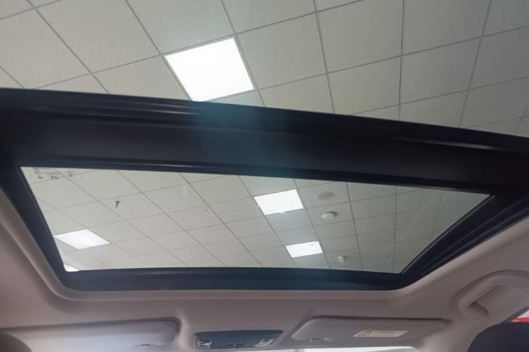 Used Honda Vezel 2020 1.5L CVT Elite Edition Headliner