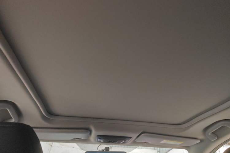 Used Honda Vezel 2020 220 TURBO CVT Luxury Edition Headliner