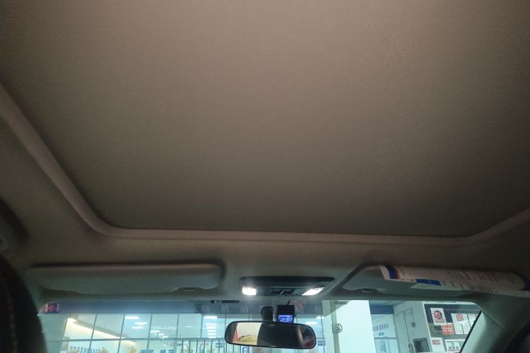 Used Honda Vezel 2020 1.5L CVT Elite Edition Headliner