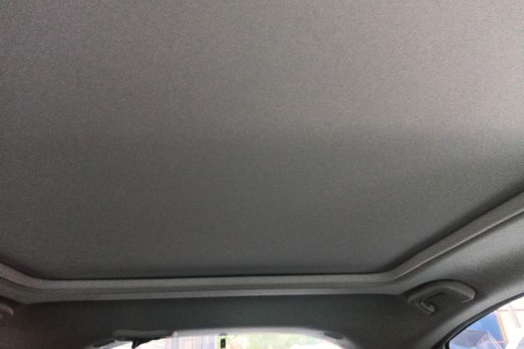 Used Honda Vezel 2020 1.5L CVT Pioneer Edition Headliner