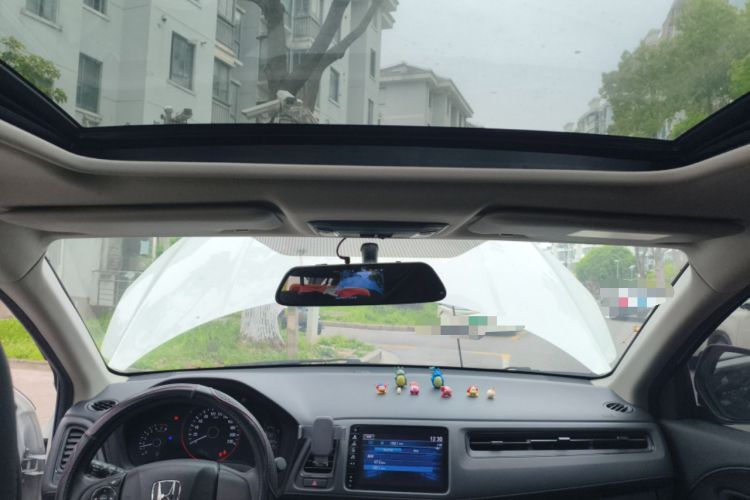 Used Honda Vezel 2020 1.5L CVT Luxury Edition Headliner