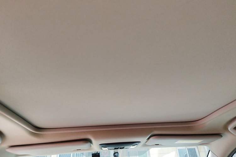 Used Honda Vezel 2020 1.5L CVT Pioneer Edition Headliner