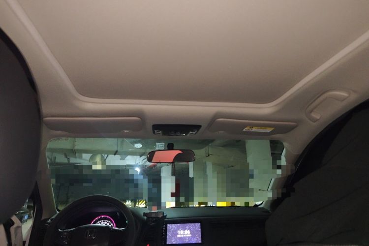 Used Honda Vezel 2020 1.5L CVT Luxury Edition Headliner