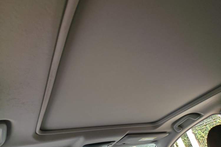 Used Honda Vezel 2020 1.5L CVT Pioneer Edition Headliner