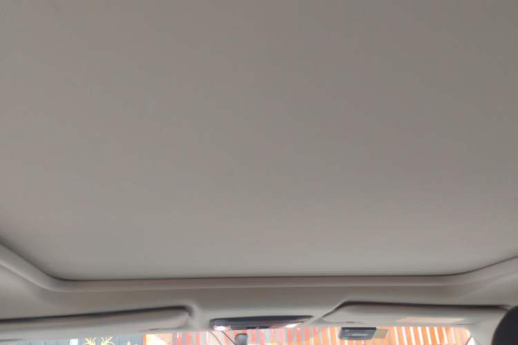 Used Honda Vezel 2020 1.5L CVT Pioneer Edition Headliner