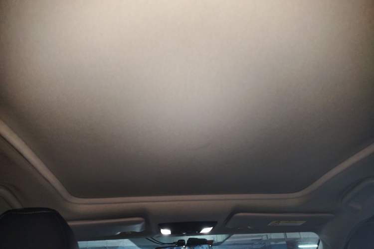 Used Honda Vezel 2020 1.5L CVT Pioneer Edition Headliner