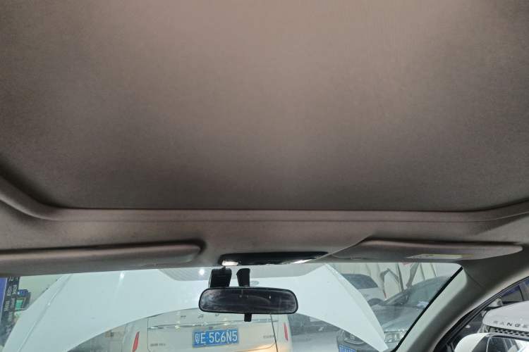 Used Honda Vezel 2020 1.5L CVT Pioneer Edition Headliner