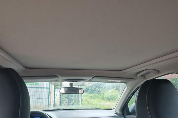 Used Honda Vezel 2020 1.5L CVT Pioneer Edition Headliner
