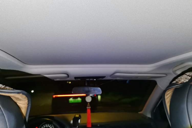 Used Honda Vezel 2020 1.5L CVT Pioneer Edition Headliner